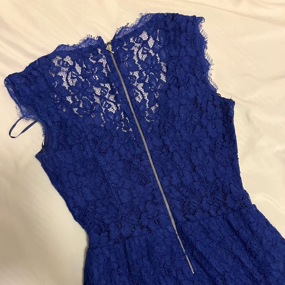 Babaton Tobias Dress - Picture 4 of 7